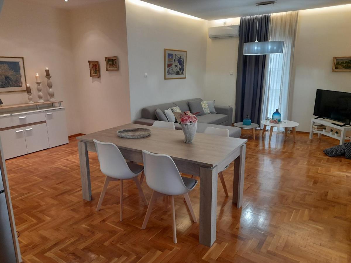 Casa Nova - Appartment Near The Sea بيرايوس المظهر الخارجي الصورة